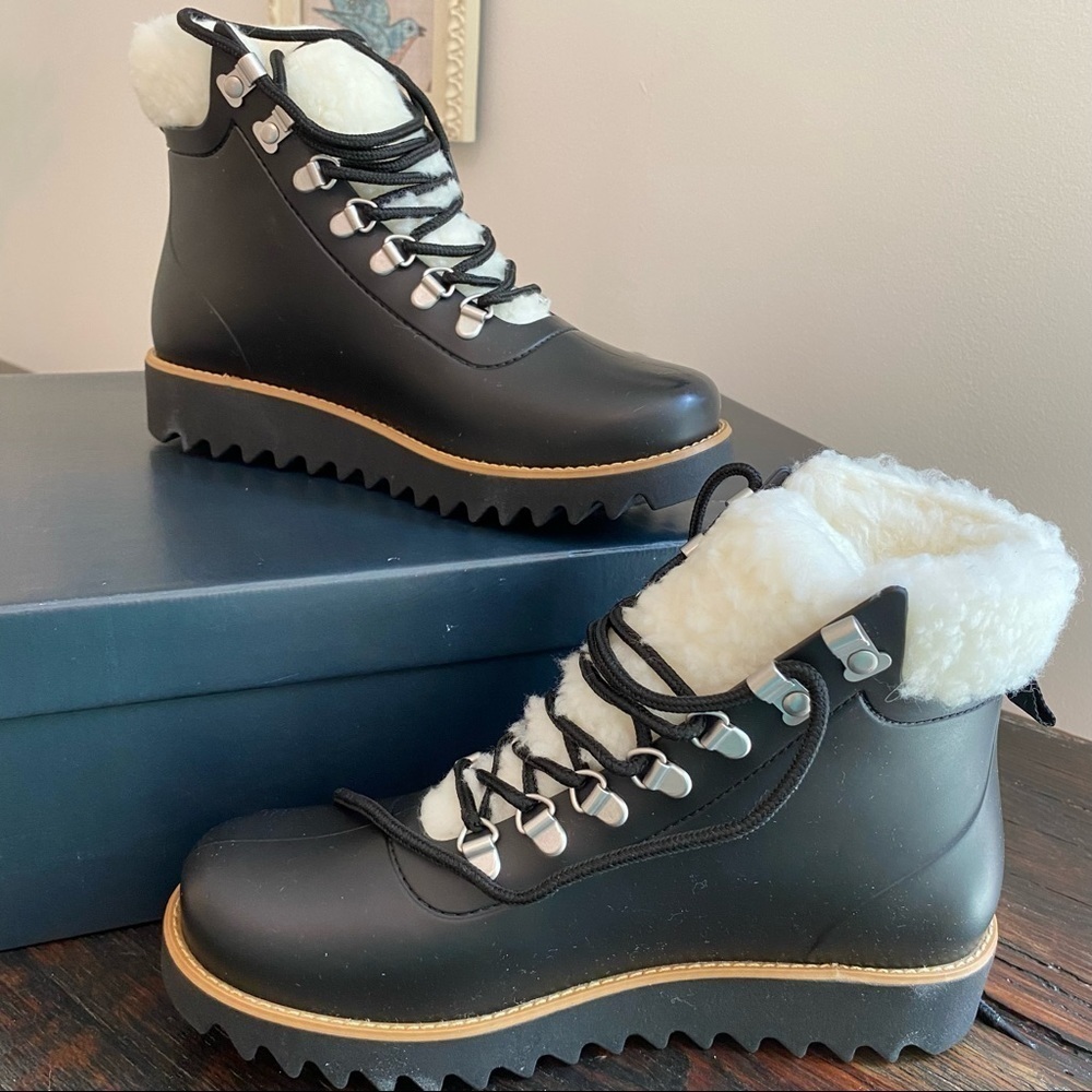 NWT Anthropologie Black Rubber Cream Sherpa Lace Up Snow Rain Boots Size 6